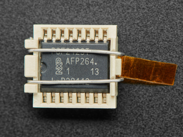 Stacked from 2 images. Method=C (S=4) SMT Socket - Wide SOIC-16