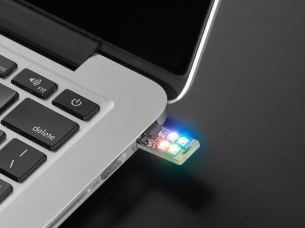 Neo Trinkey - SAMD21 USB Key with 4 NeoPixels