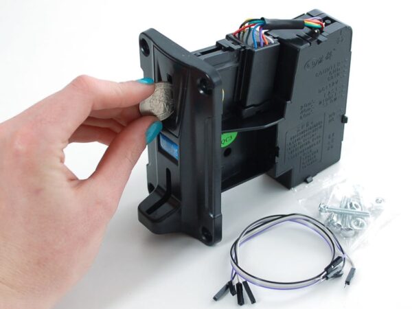 786-00.jpg Coin Acceptor - Programmable 1 Coin Type